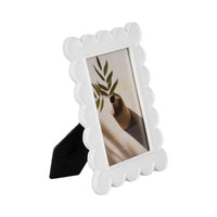 Polyresin Scallop Frame - 4x6 in.