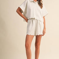 Scallop Edge Collar Set