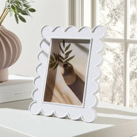 Polyresin Scallop Frame - 4x6 in.