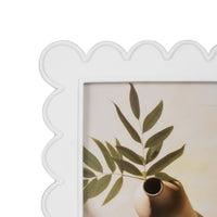 Polyresin Scallop Frame - 5x7 in.