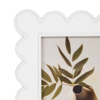 Polyresin Scallop Frame - 4x6 in.