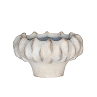 Lucina Planter