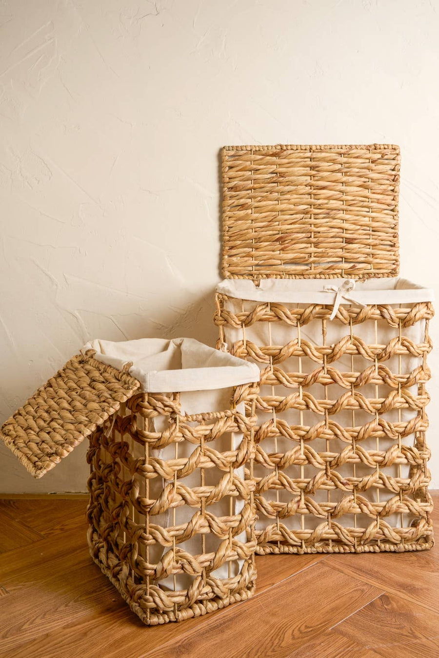 Laundry Hamper: Large