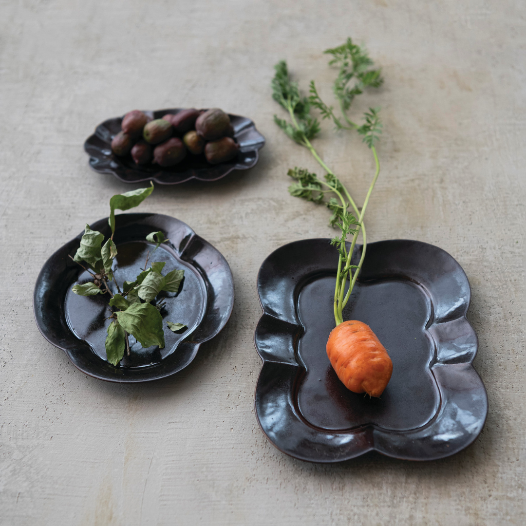 Stoneware Scalloped  Plate