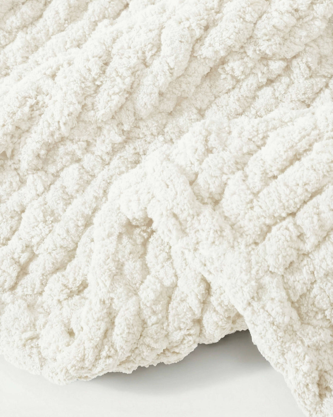 Snug Chunky Knit Throw