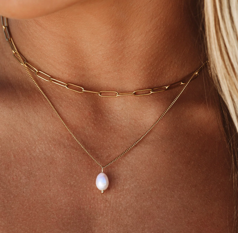 Isla Necklace